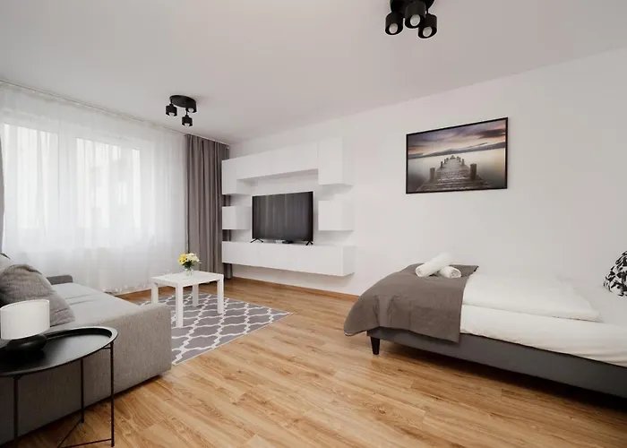 Comfy Legnicka By Renters アパート *