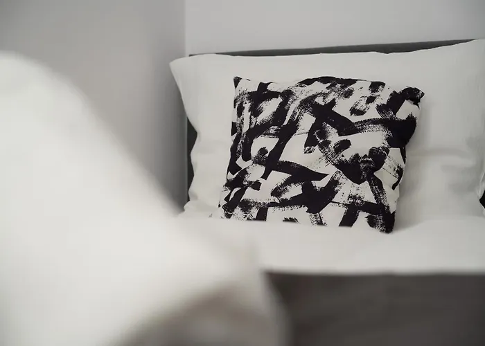 アパート Comfy Legnicka By Renters