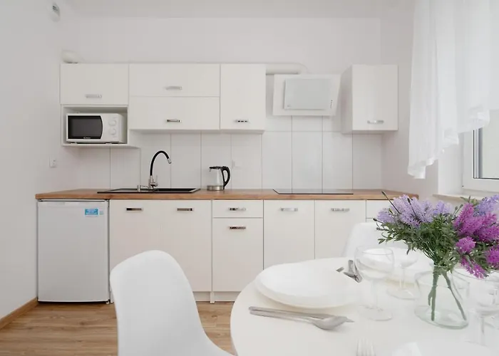 アパート Comfy Legnicka By Renters